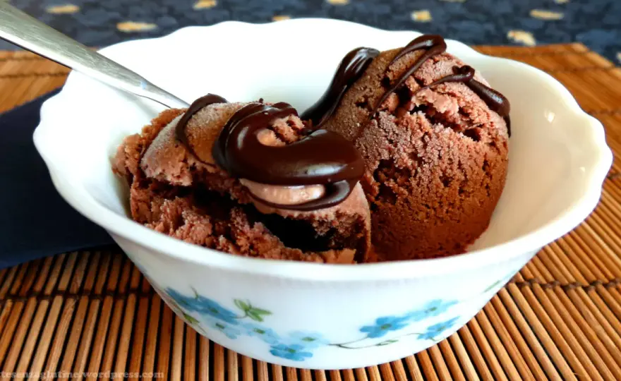 Gelato vegano al cioccolato - Cremoso, senza ghiaccio