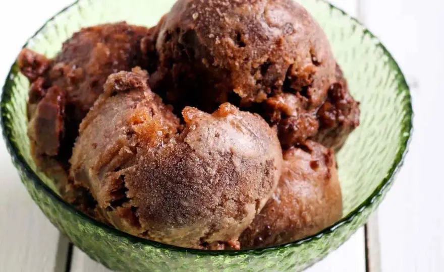Sorbetto al cioccolato perfetto - Segreti per una texture fine